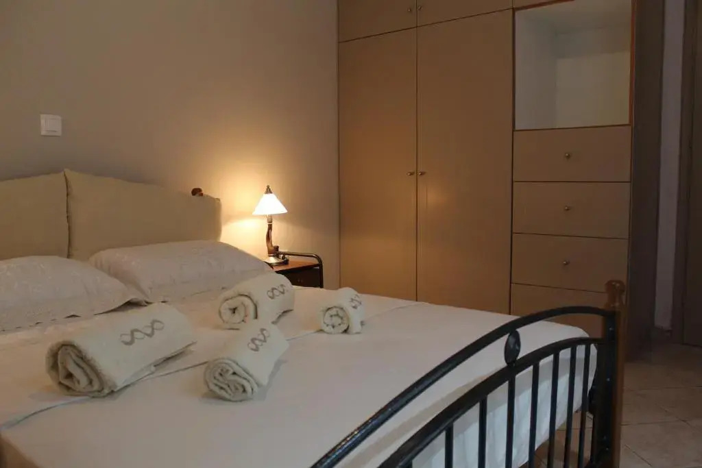 Vakis Apartments 5