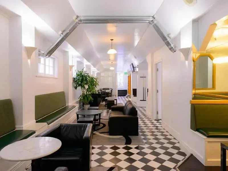 Vantaggio Suites San Francisco Abigail