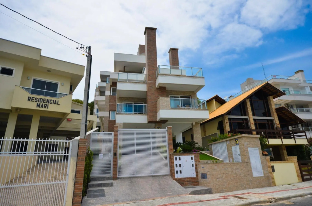 1078   Apartamento Com Vista Para O Mar Em Bombinhas