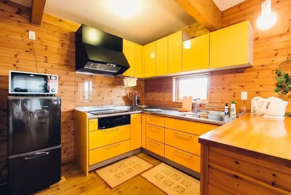 LAKE view PRIVATE log house