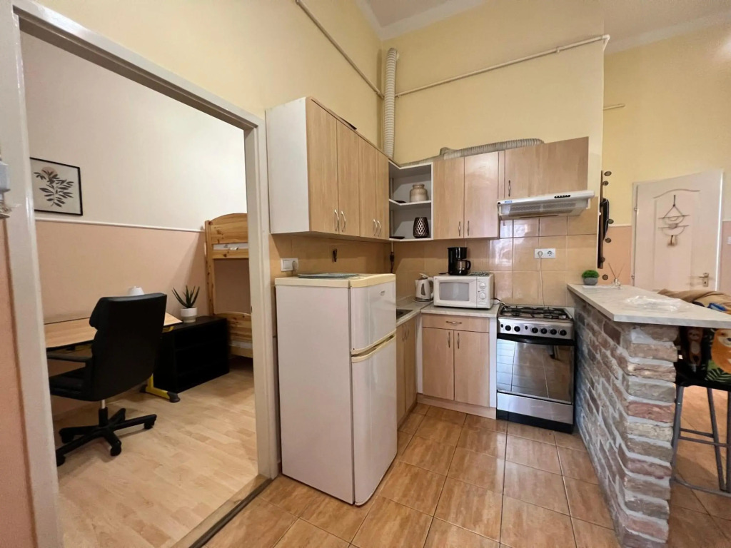 Old Town Apartment