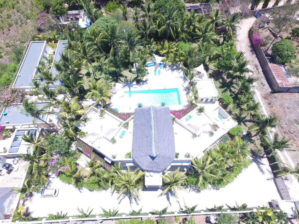 The Villa Luxury Suites Hotel