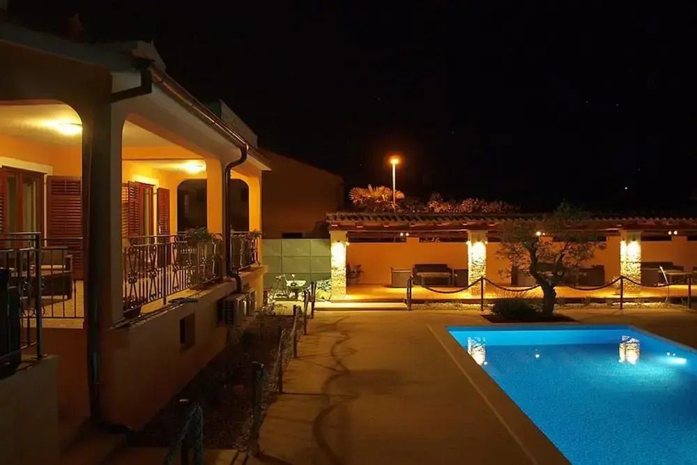 Apartments Rubil