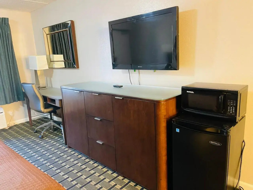 Americas Best Value Inn Greenwood