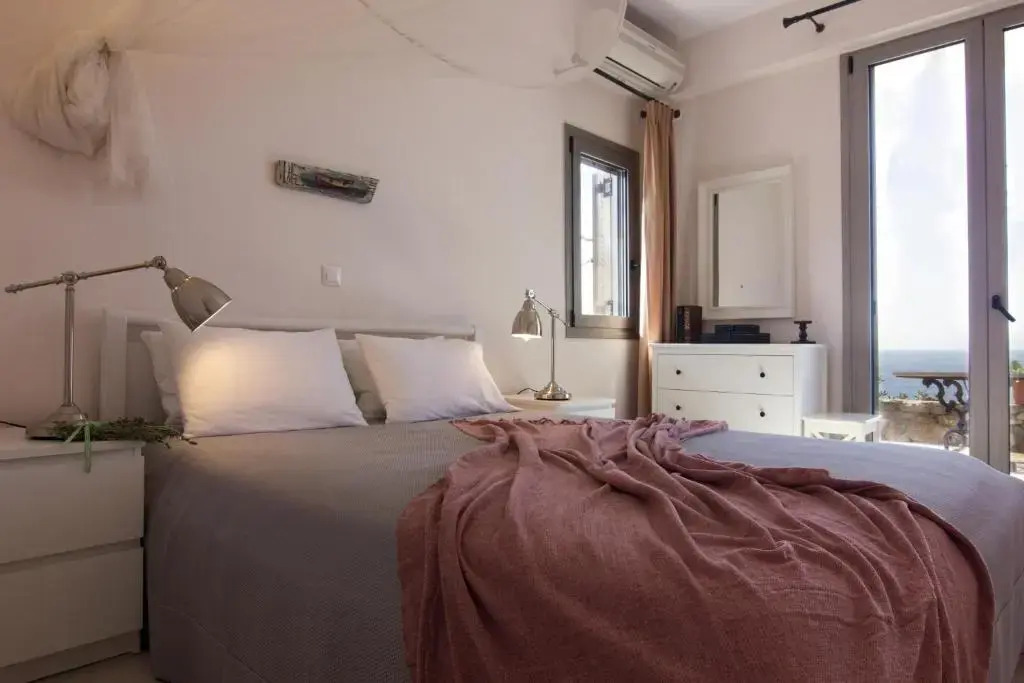 Mani Apartments