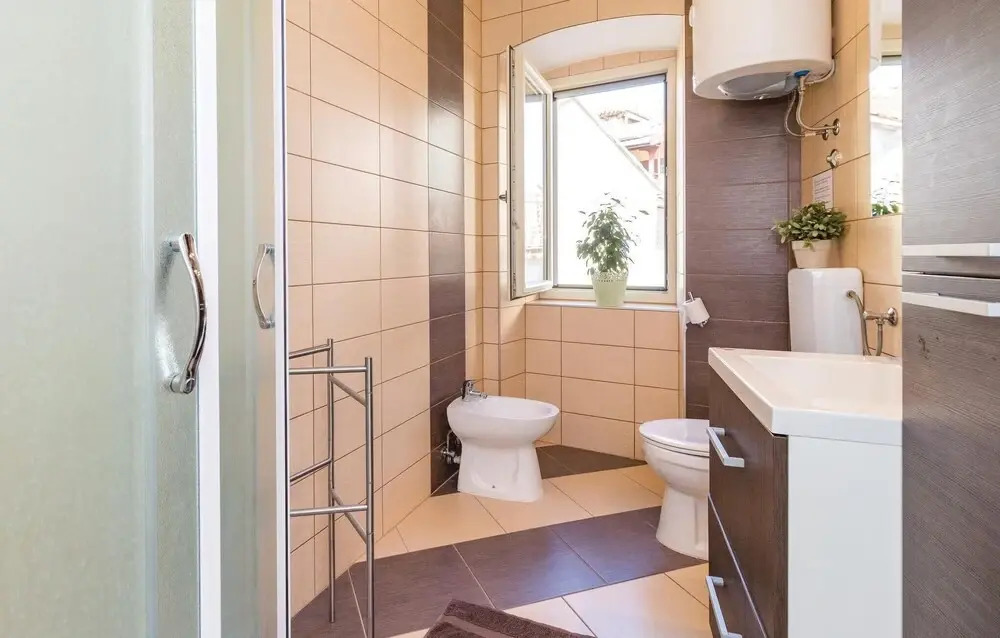 Awesome Home in Vodnjan With Wifi and 6 Bedrooms