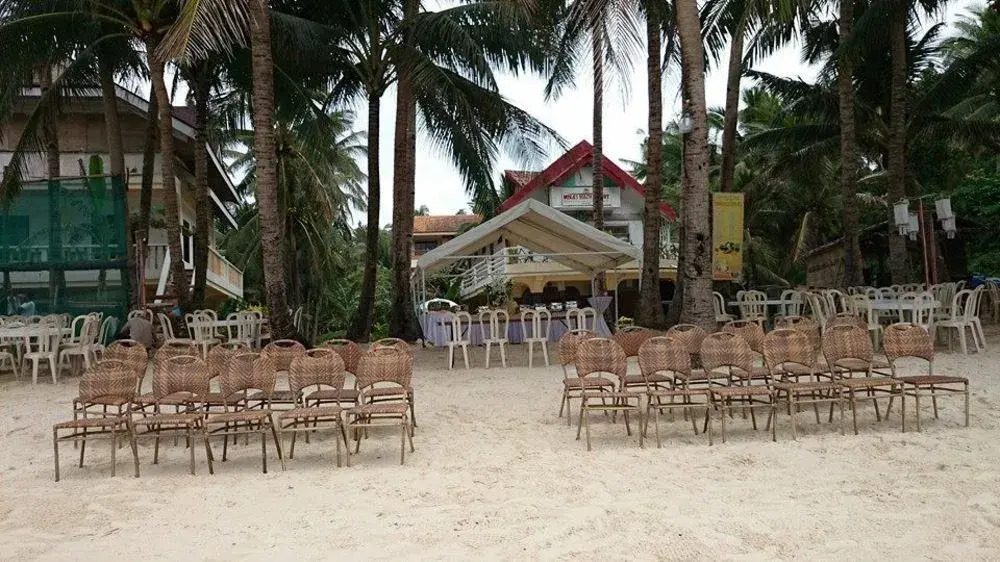 Mika's Beach Resort