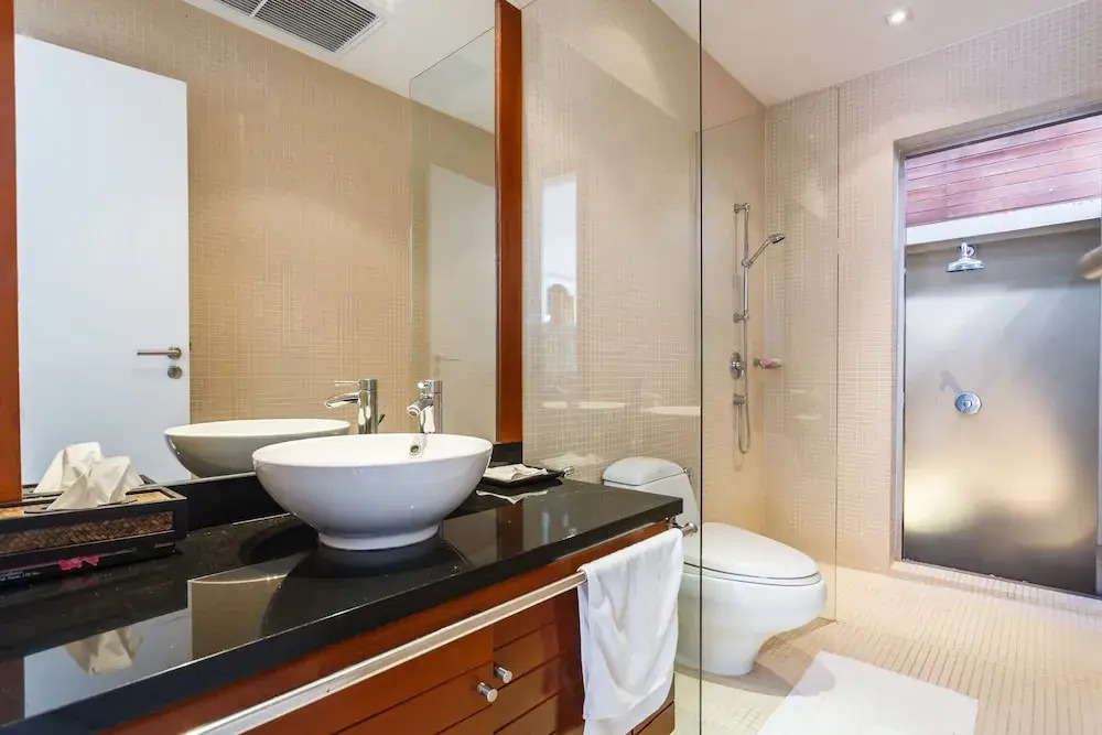 Stylish Pool View Apartments Legendary Bangtao by Mango Family