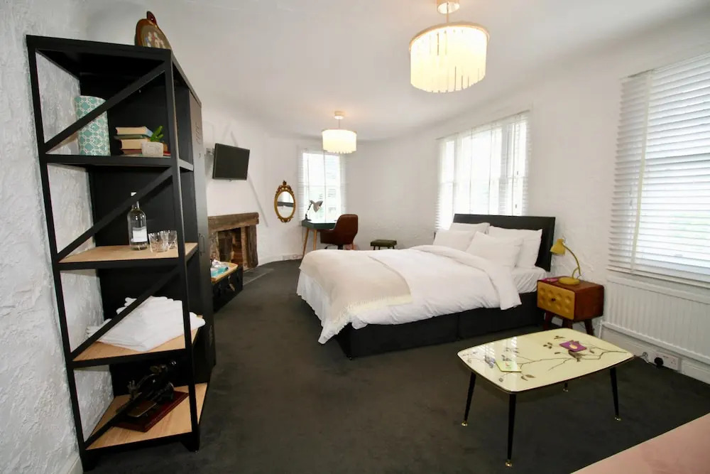 Chequers Inn