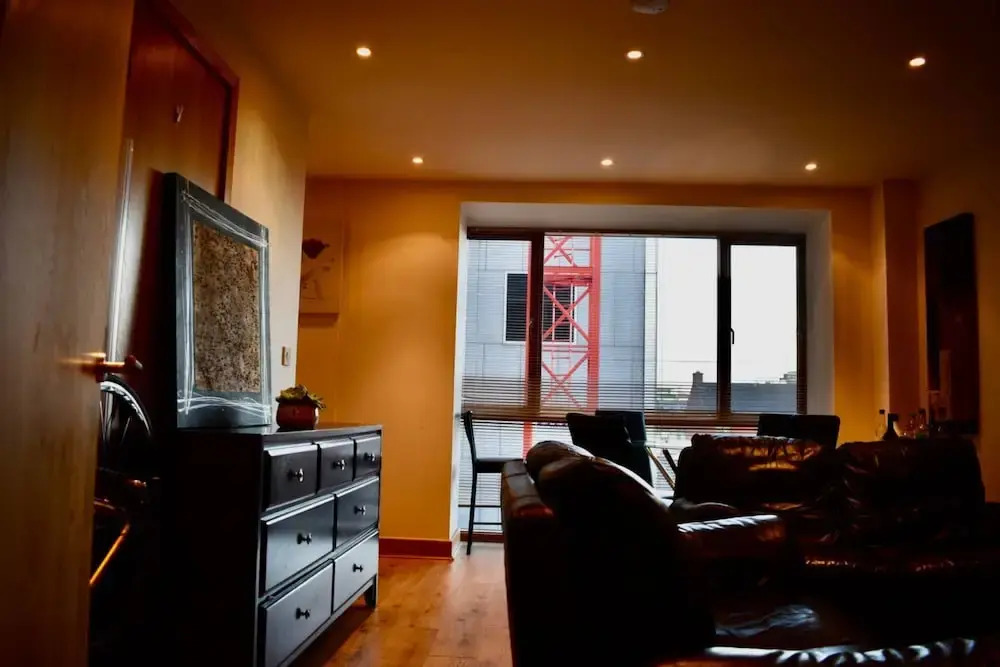 Spacious Ifsc 2 Bedroom Flat With Balcony