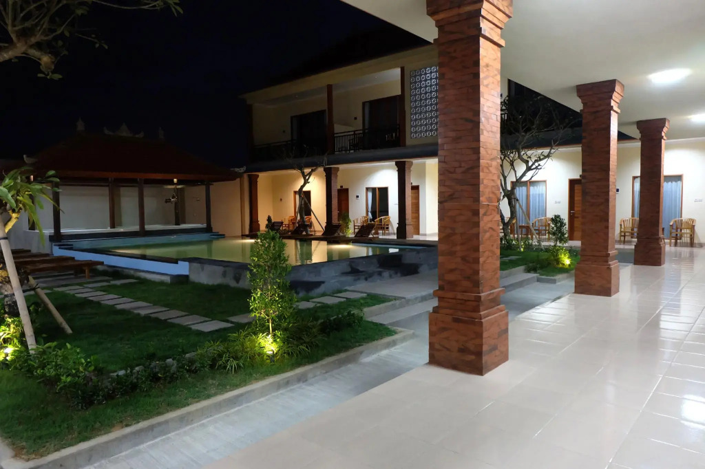 Toms Inn Pecatu