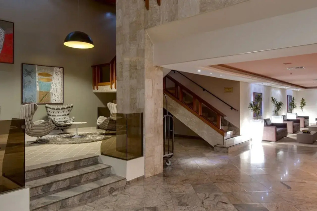 Oft Tamandare Plaza Hotel