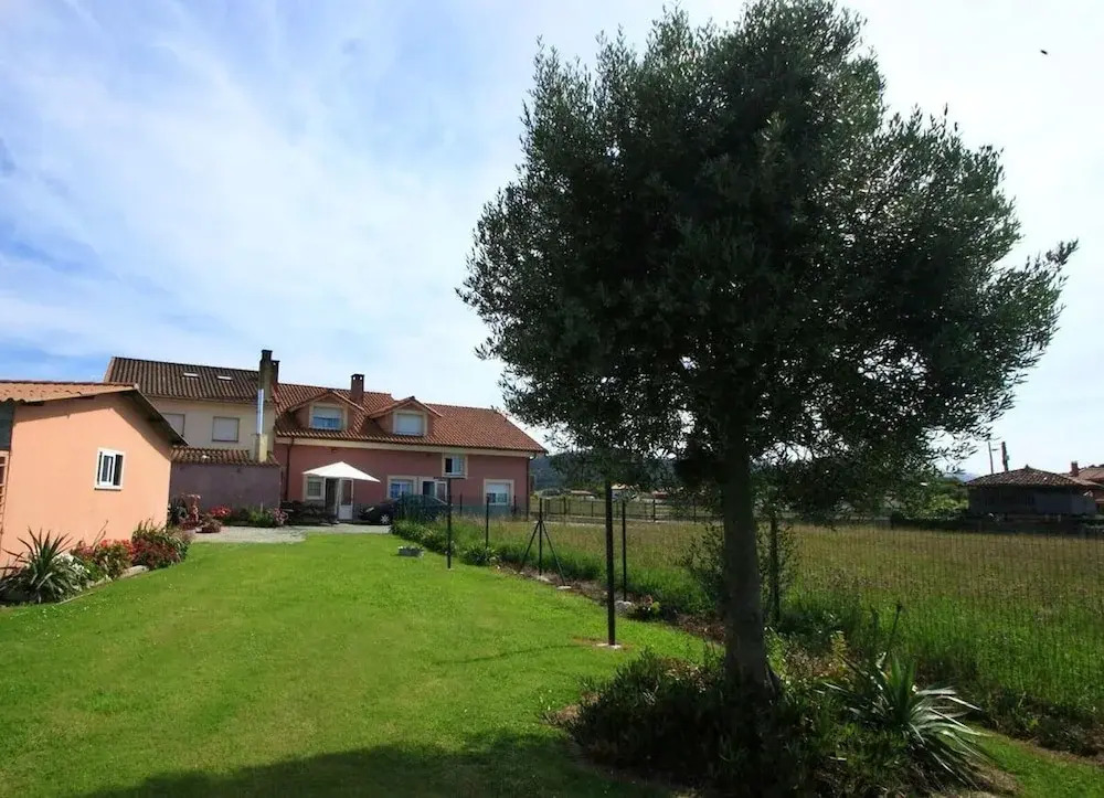 House With 3 Bedrooms in Oviñana, With Wonderful Mountain View, Furnished Terrace and Wifi