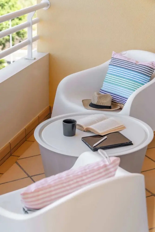 Apartment With Pool, Ajuda IV