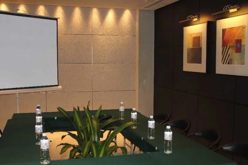 Ji Hotel Shanghai The Bund Sichuan Middle Road
