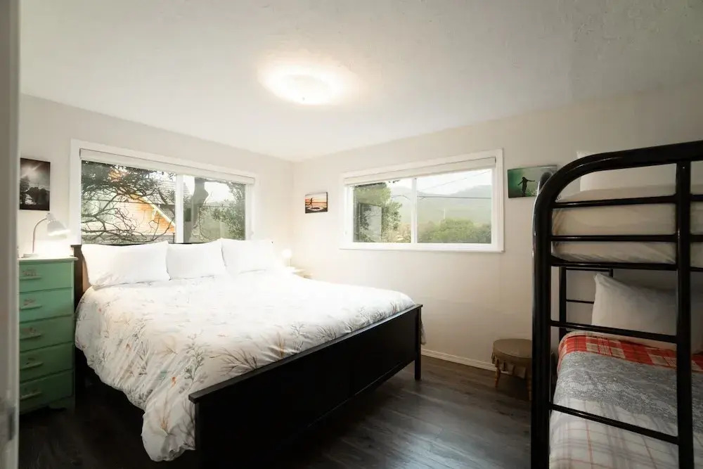 The Lakeside Caboose 3 Bedroom Home