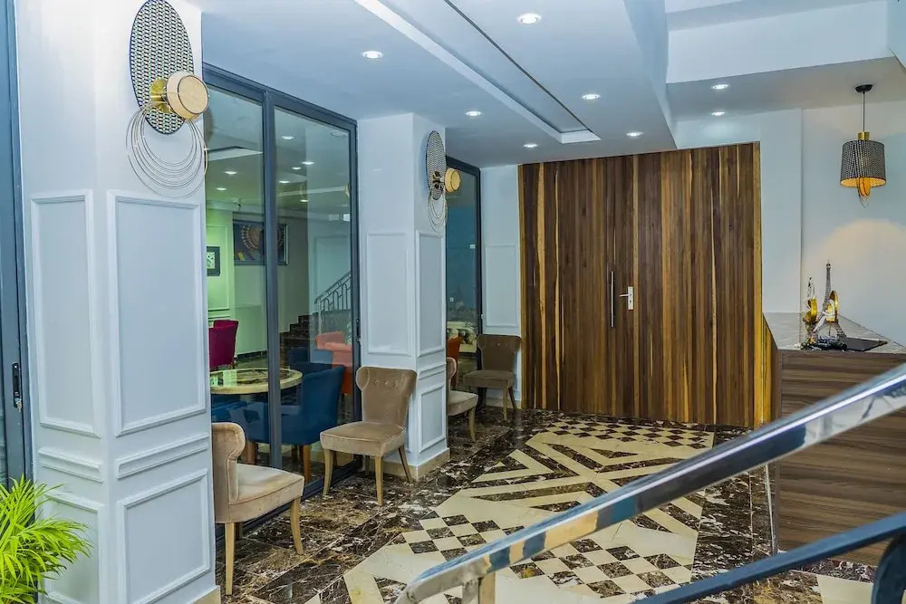 Bachou Gallery Suites