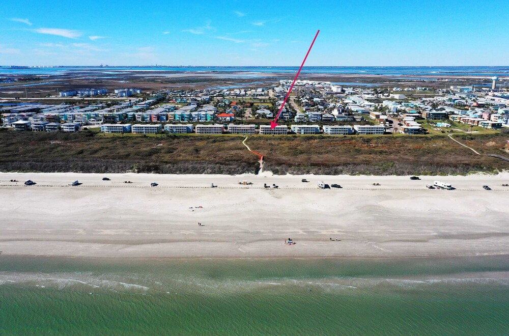 2 Condos in Beachfront Complex Pool, Pickleball+tennis Court, Beach Boardwalk