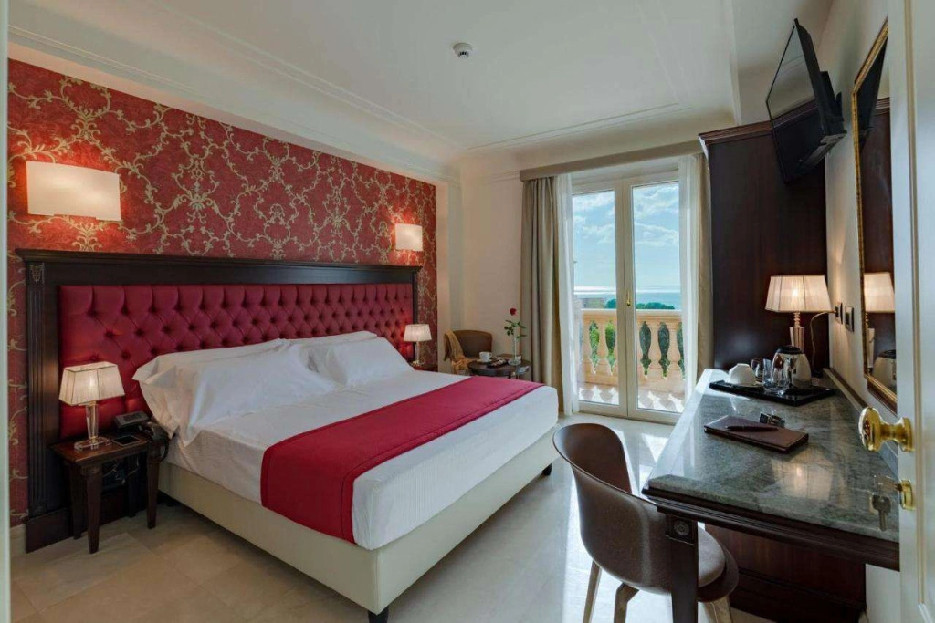 La Paloma Blanca Hotel