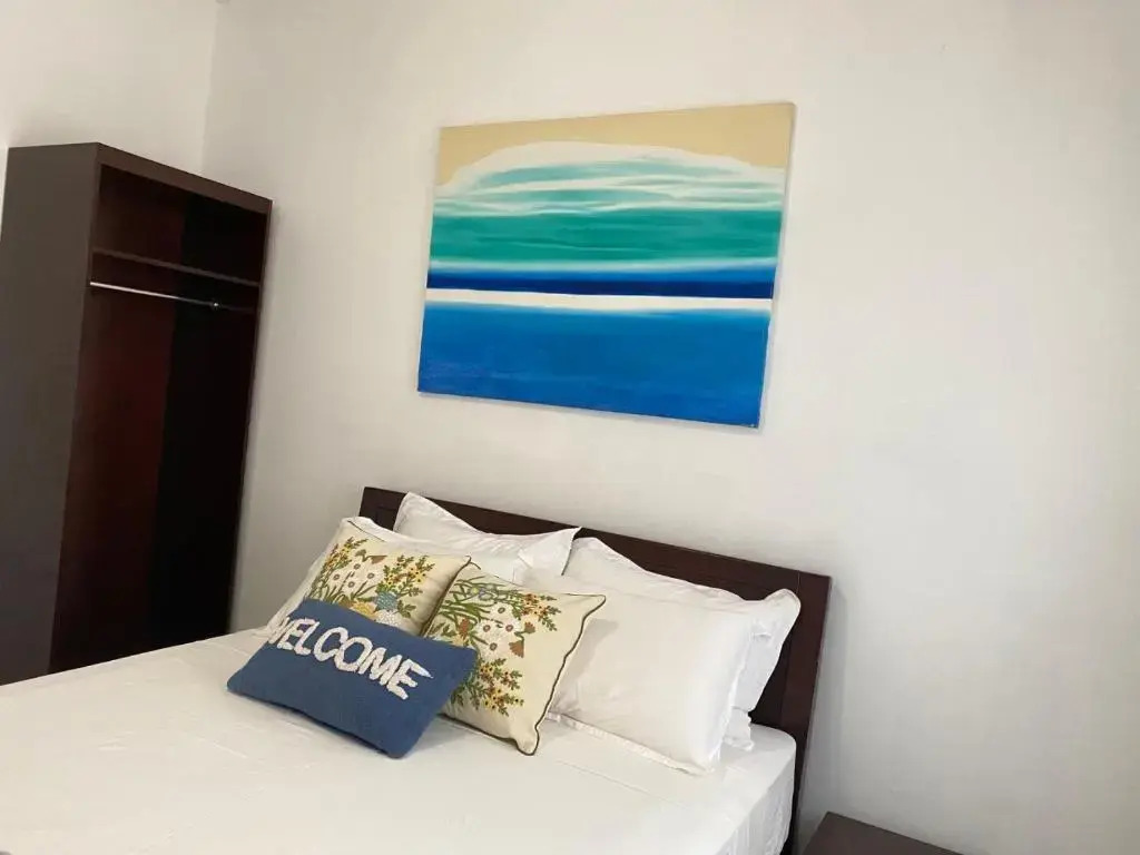 Lovely 2-bedroom Apartment in Venetian Road