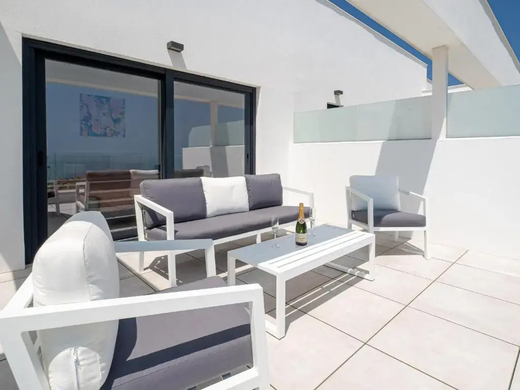 Via Celere 2326 Apartment with sea view