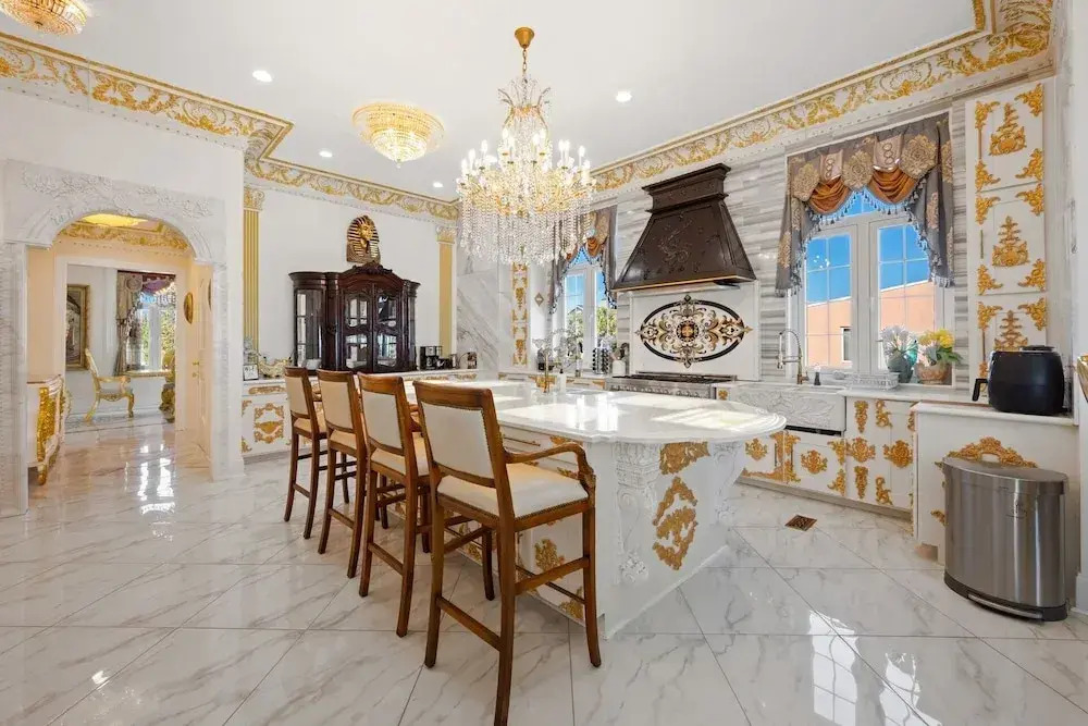 Sea Palace 5 Bedroom Home