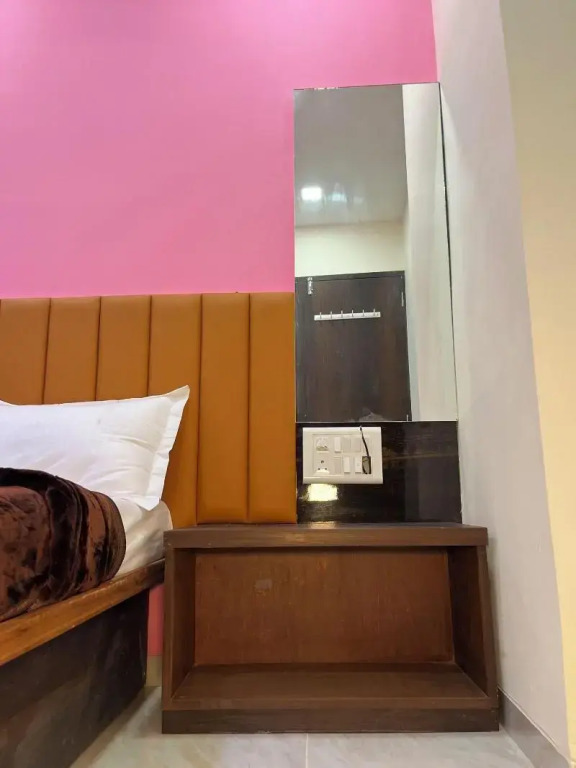 Parel Residency