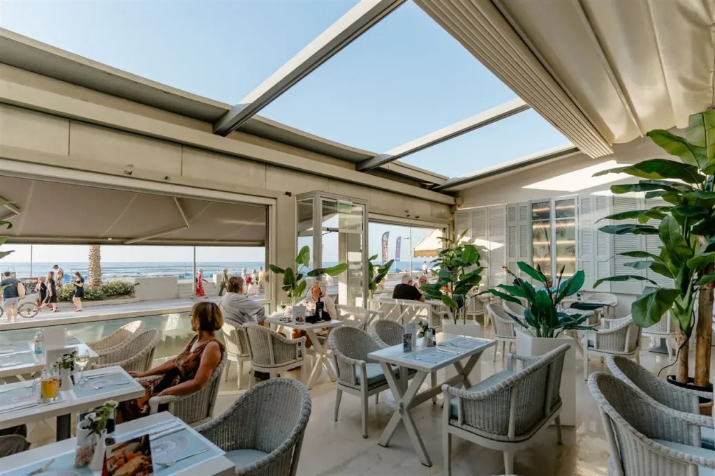 Palm Beach Hotel Apartments