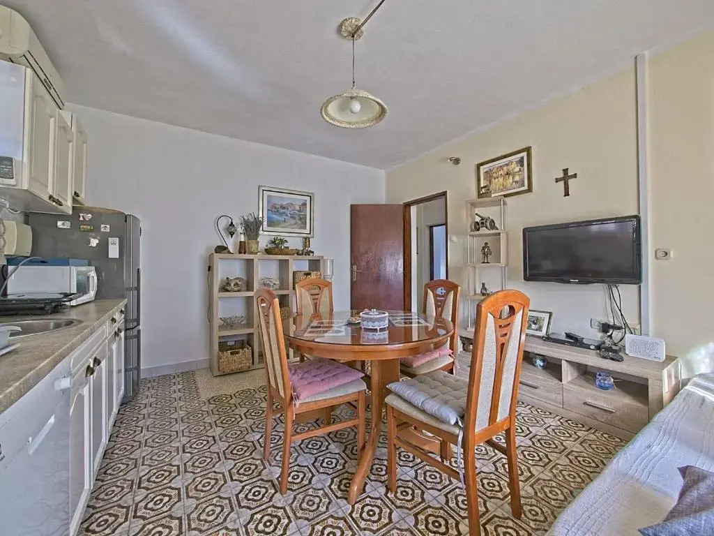 3 bedroom apartment Nik