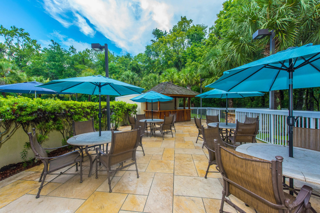 DoubleTree by Hilton North Charleston - Convention Center