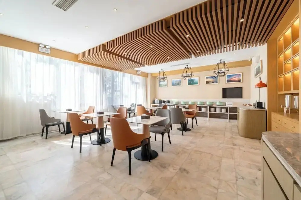 World Hotel Weihai Bathing Beach