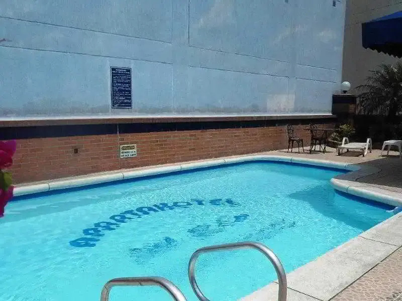 Hotel Ribera Del Rio Av 2N