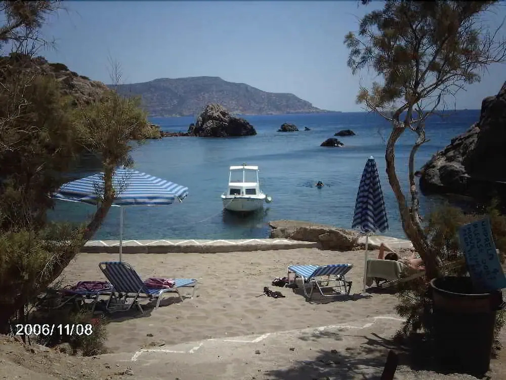 Castelia Bay Hotel