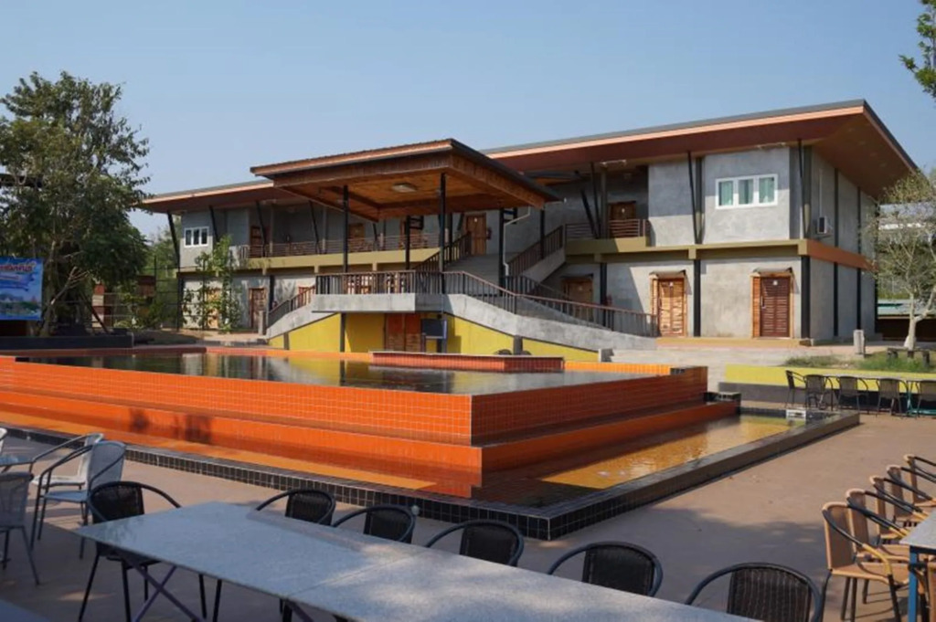 Riverpool Resort