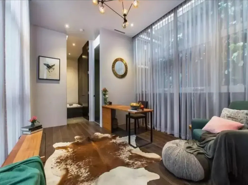ReadySet Apartments at Glasshouse