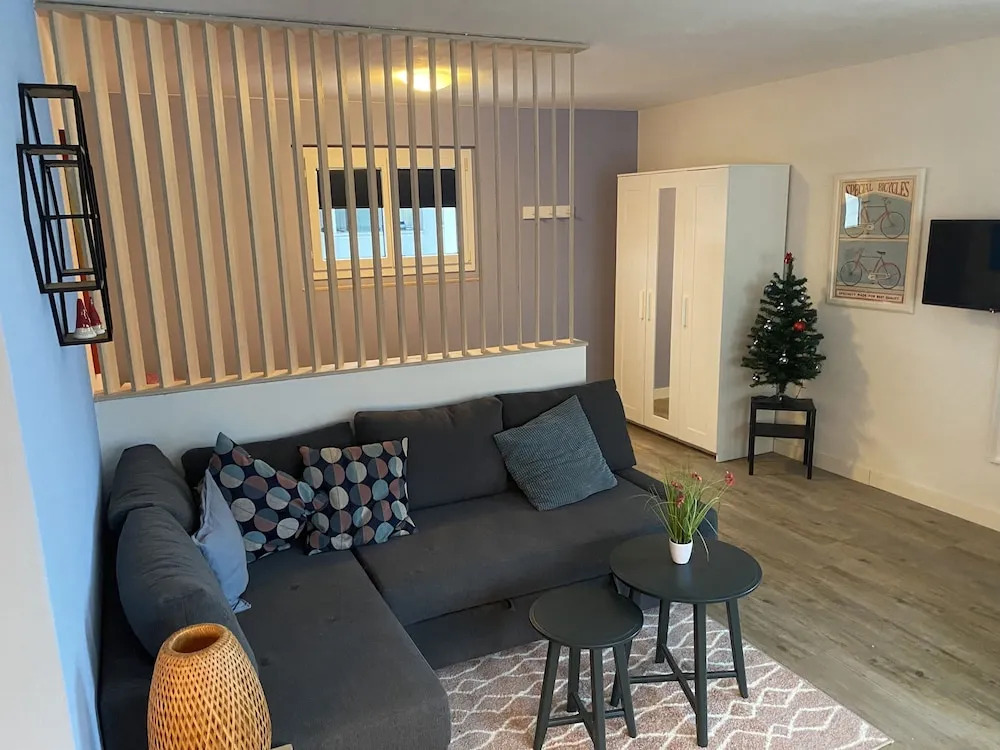 Spring Inn Apartments