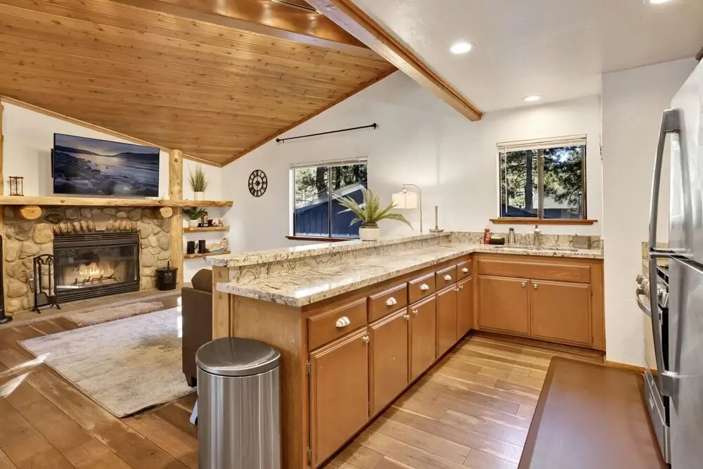 2210-sherwood Chalet 2 Bedroom Home by Redawning