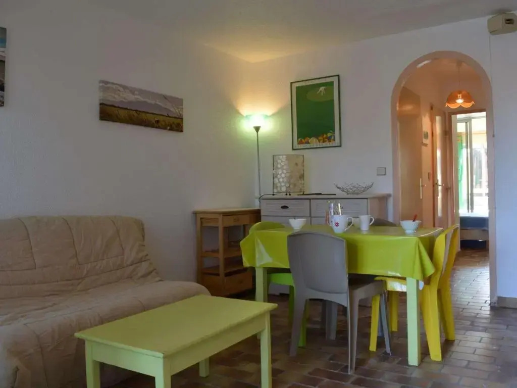 Appartement Saint-Cyprien, 2 pièces, 6 personnes - FR-1-225D-4