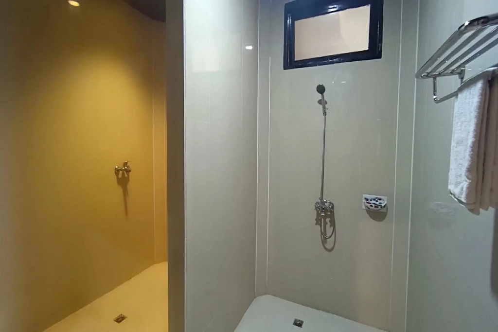 Hotel Abna Sangatta Mitra RedDoorz