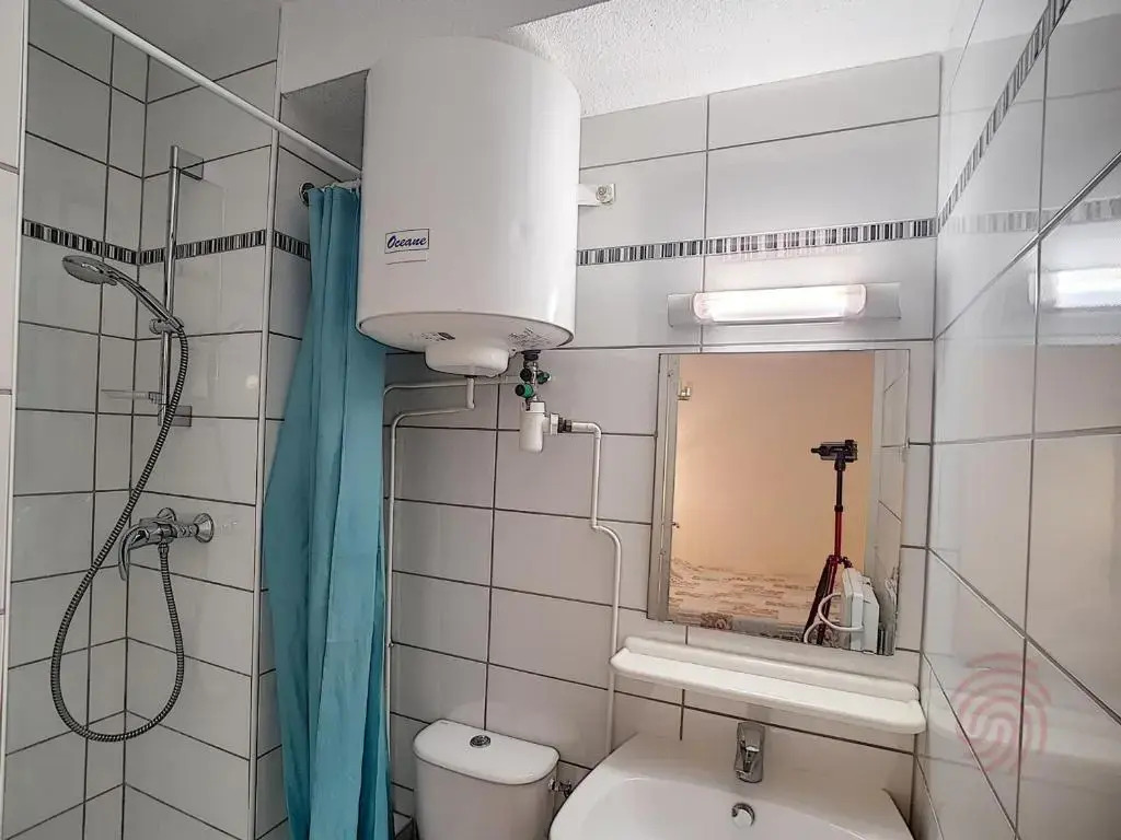 Appartement Lamalou-les-Bains, 1 pièce, 2 personnes - FR-1-451-96