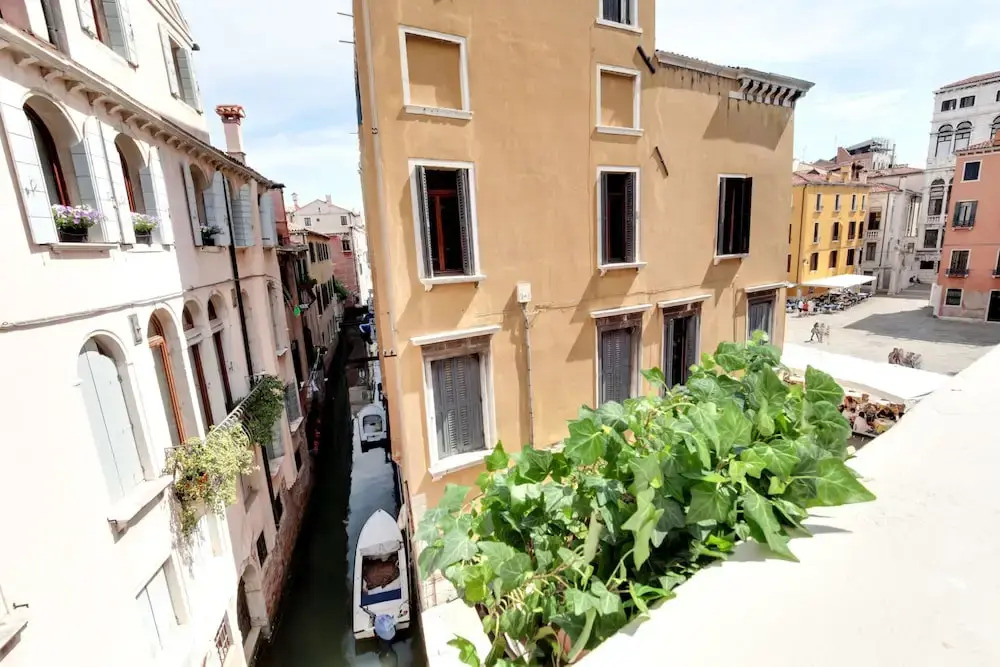 Santo Stefano Accademia Apartment Venice