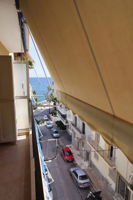 Violeta s Seaview Apartment in Piraeus
