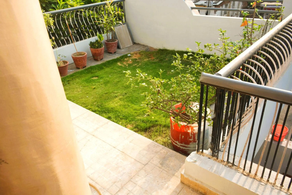 Lazy Bear Homestay - Cozy 1RK