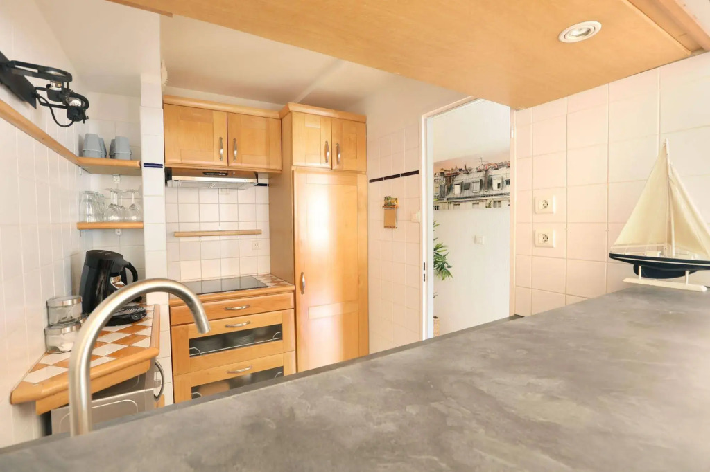 Les Lilas Serviced Apartments