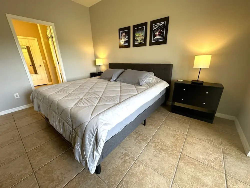 Very Near Disney 3 Bd Condo Walmart 1 min Away