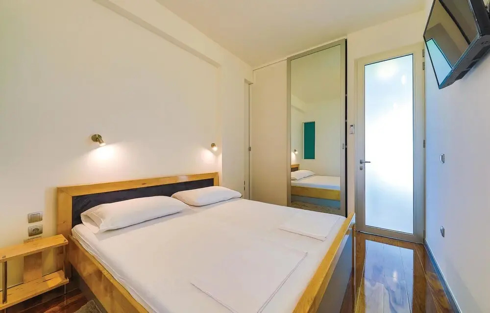 Nice Home in Kastel Novi with Outdoor Swimming Pool, Hot Tub & Outdoor Swimming Pool