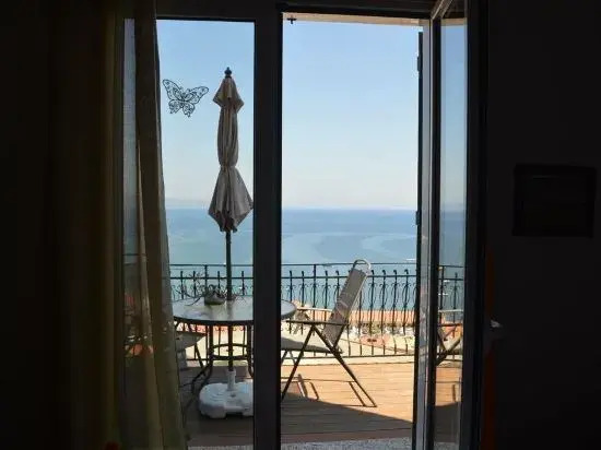 Violetta Rooms