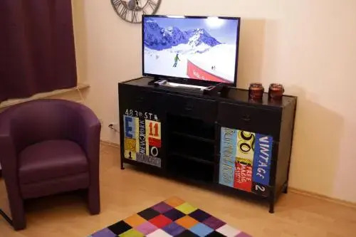 Fewo Art City-Studio Kassel 7, groß, modern, citynah, kostenfreie Parkplätze, Süd-Balkon, ruhig, Herkulesblick, voll ausgestattet