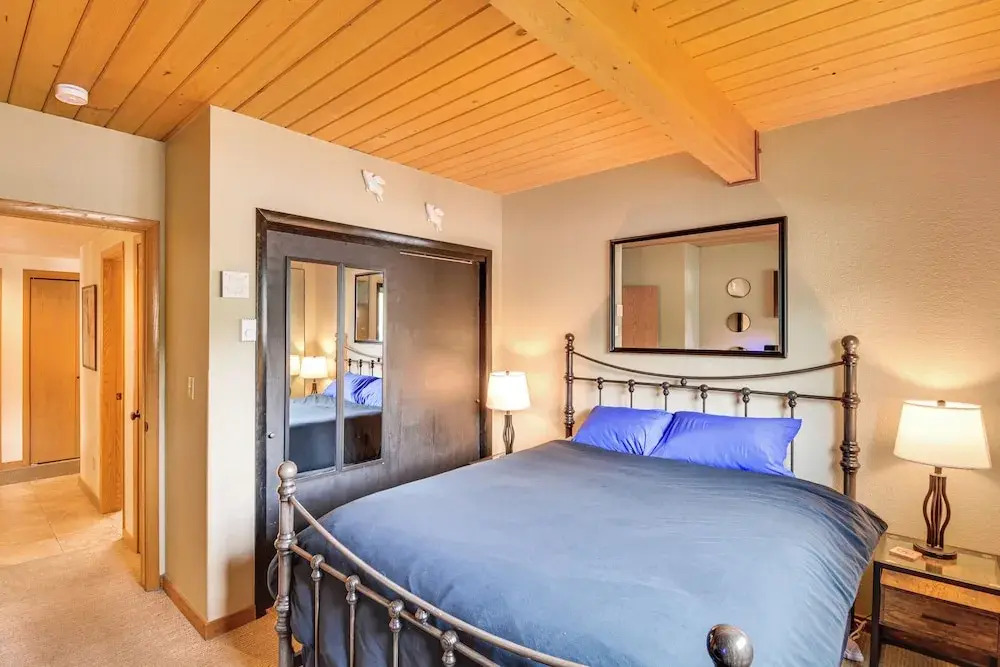 The Love Shack - A Couple's Colorado Retreat!
