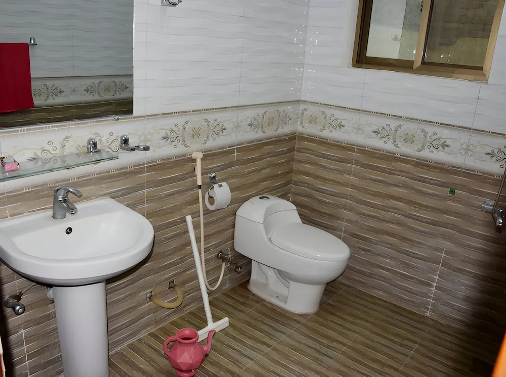 Kashees Lodges
